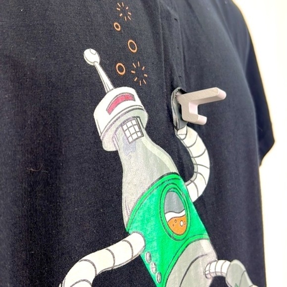 Futurama - Bender Drinking With Real Bottle Opener Black Short Sleeve T Shirt M - Picture 4 of 11